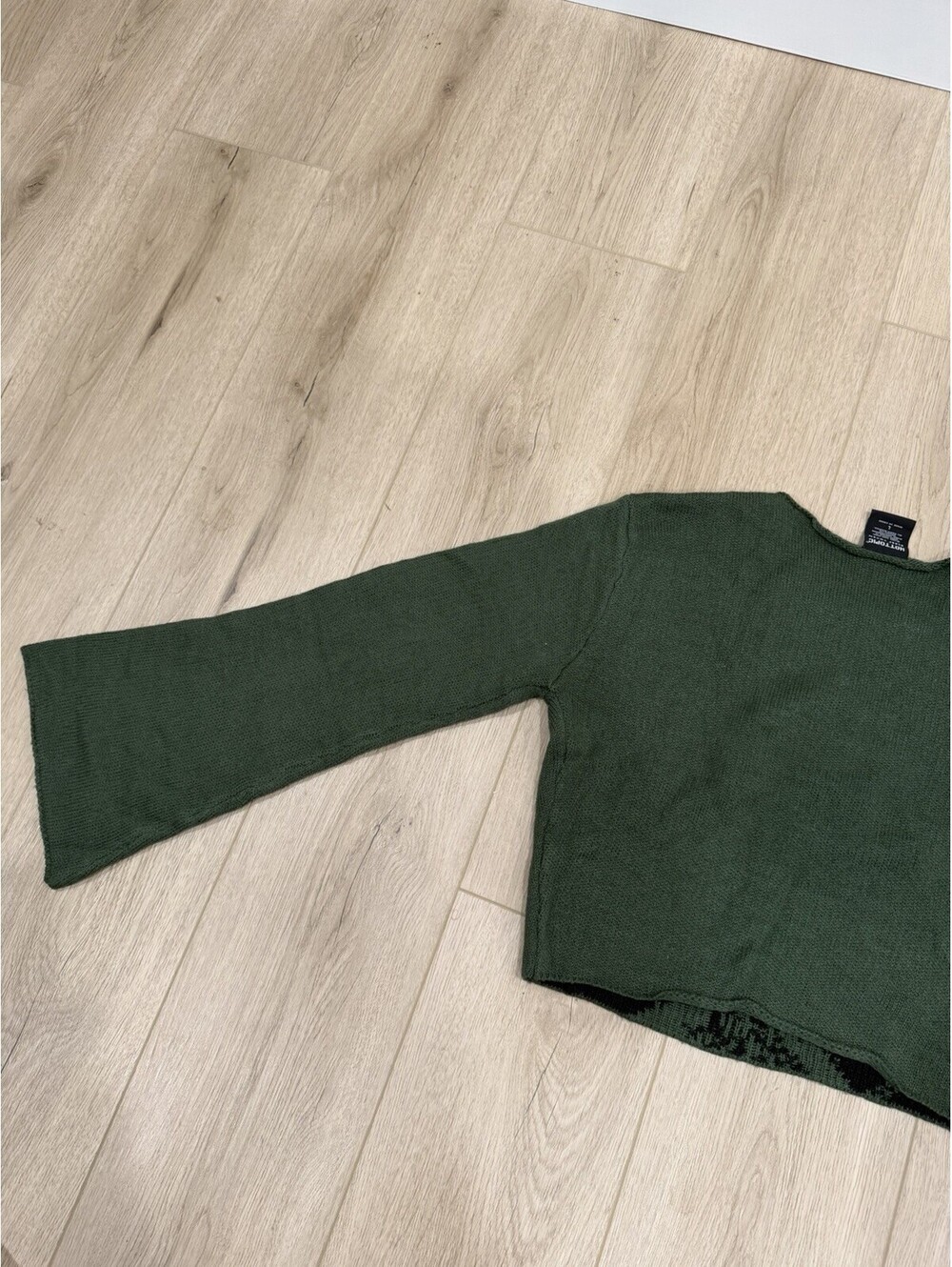 Hot Topic Sleep Token Green Cropped Knit Sweater Bell Sleeve Large - Picture 13 of 13